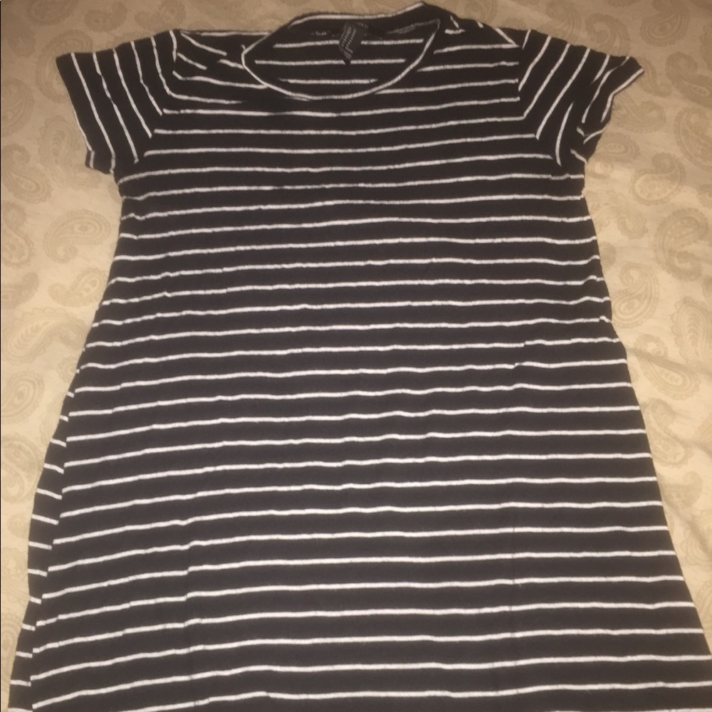 Black & white striped t-shirt dress